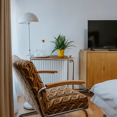 Pod Kasnou 3*