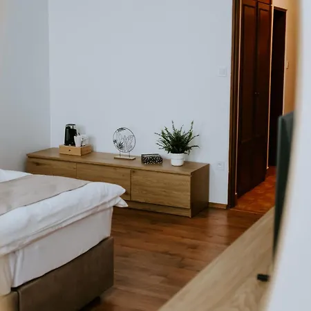 Pod Kasnou 3*